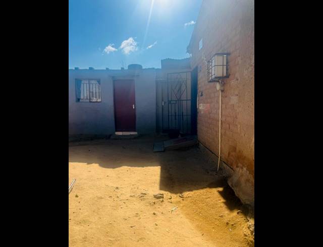 0 BEDROOM HOUSE FOR SALE IN COSMO CITY